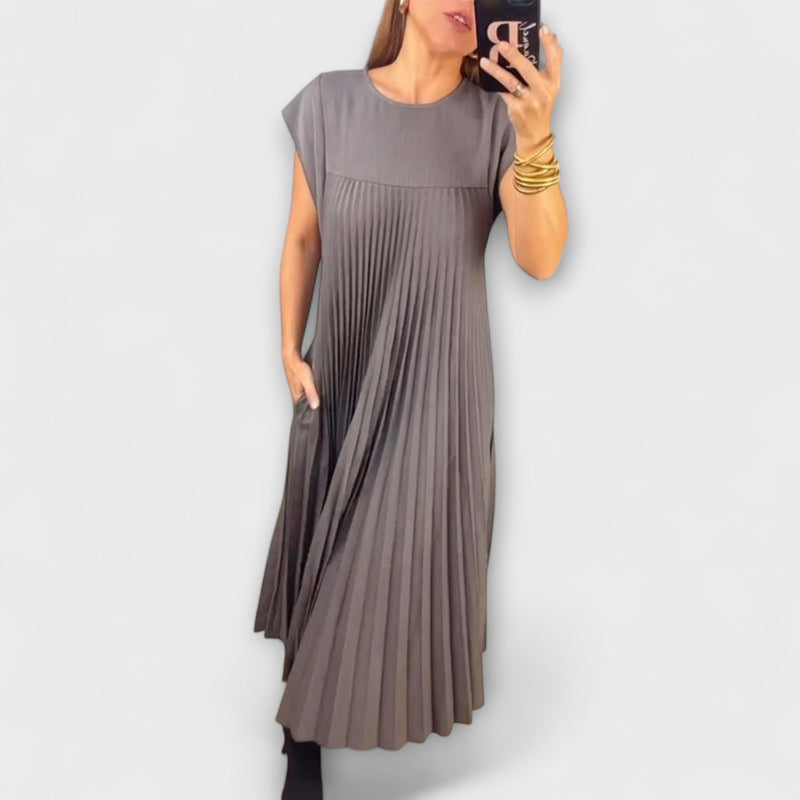 Sorrel - Chic Plissé Maxi-jurk met Elegante Invoegen