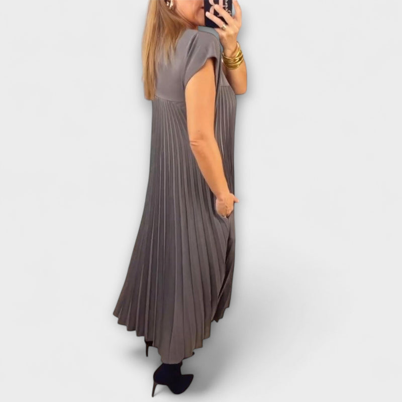 Sorrel - Chic Plissé Maxi-jurk met Elegante Invoegen