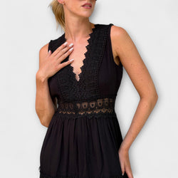 Aurélie - Elegante V-Hals Kant Jurk