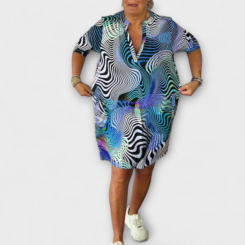 Liora - Kleurrijke Jurk met V-Hals en Elegante Drapering