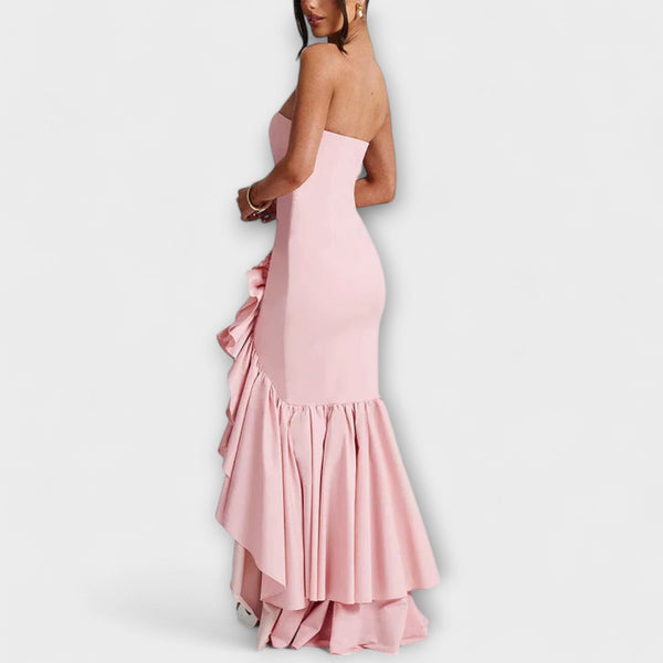 Zuri - Off-Shoulder Slim Fit Maxi Jurk met Asymmetrische Zoom