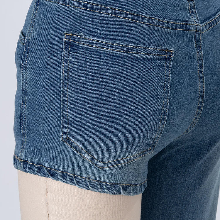 Astra - Trendy Asymmetrische Denim Shorts met Eén Schouderband