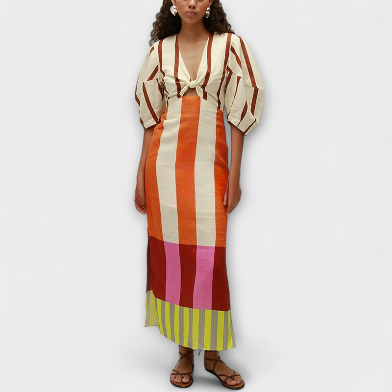 Kaya - Maxi Jurk met Front Cutout en Puff Mouwen