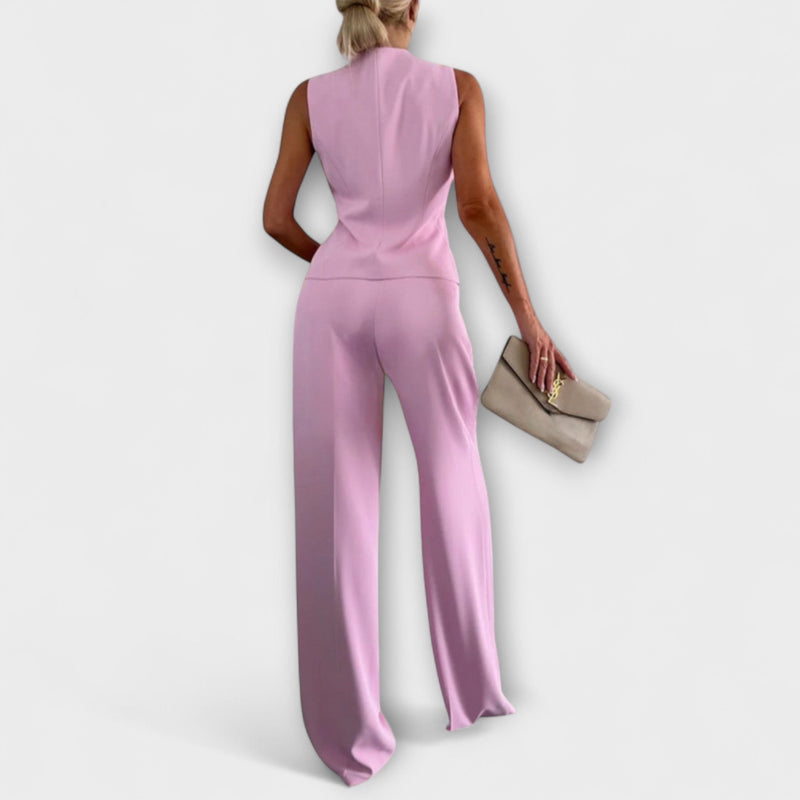Wilhelmina - Chic Mouwloze Top en Broek Ensemble