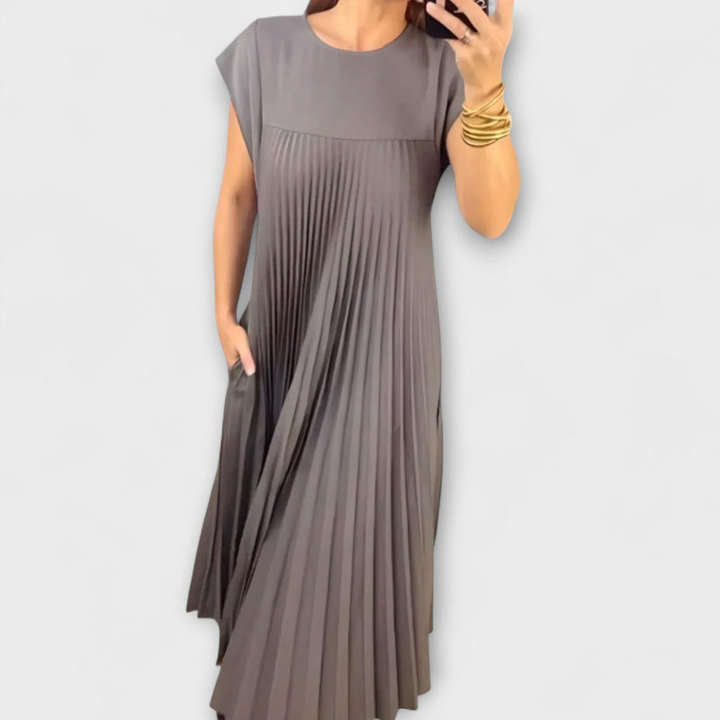 Zairelle – Elegante Plisseer jurk