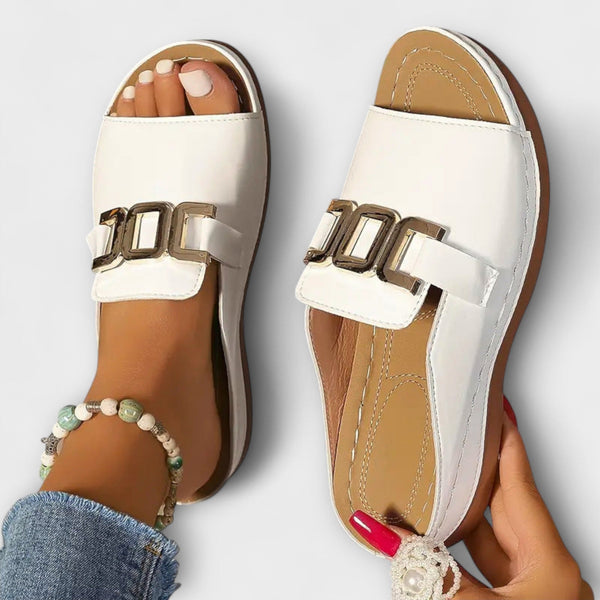 Tinsley – Gesp Slip-On Slides