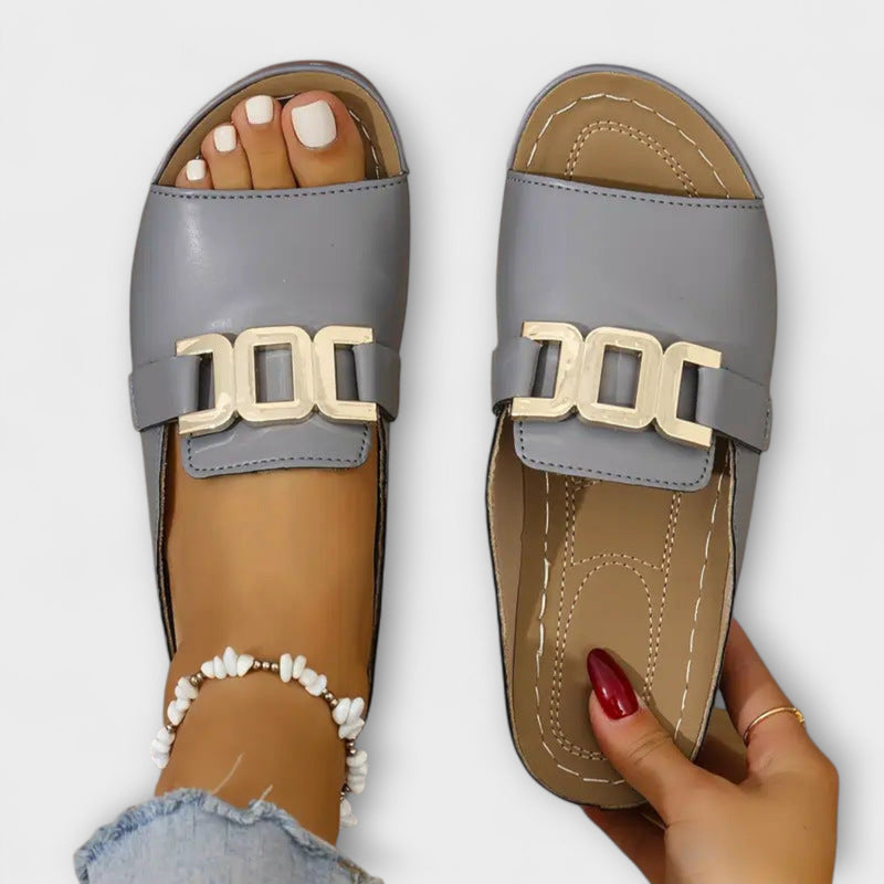 Tinsley – Gesp Slip-On Slides