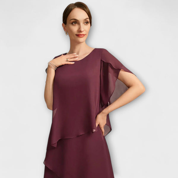 Belle - Elegante Onregelmatige Gelaagde Maxi Jurk met Vloeiende Korte Mouwen