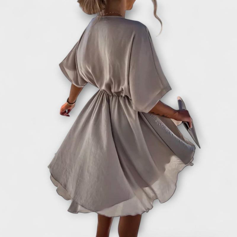 Lennon - Stijlvolle Hoge Taille Mini Jurk