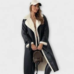 Maria – Lange Classic Jacket met Fleece Voering en Teddy Kraag