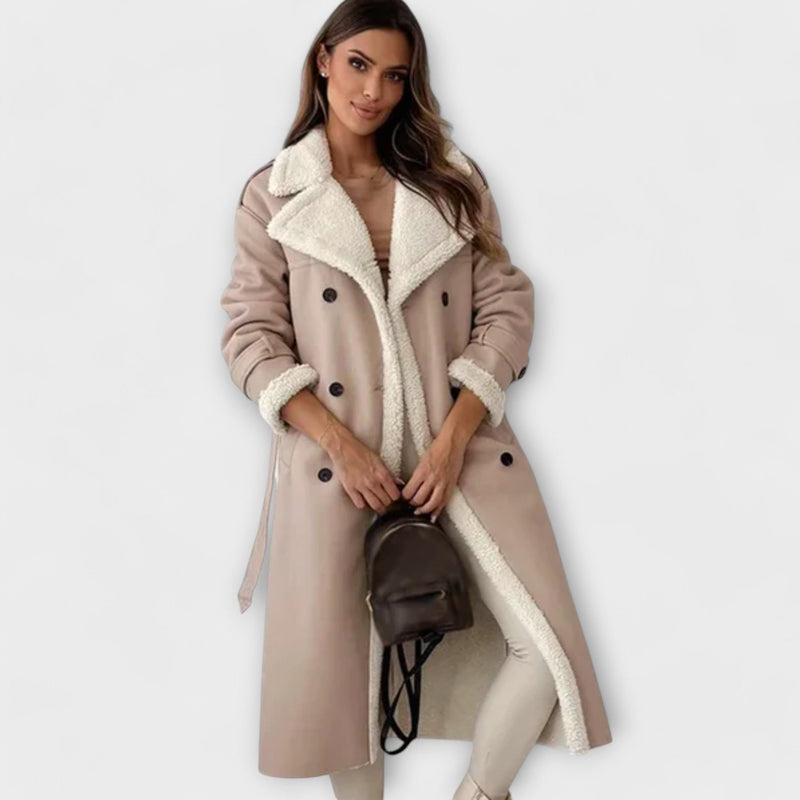 Maria – Lange Classic Jacket met Fleece Voering en Teddy Kraag