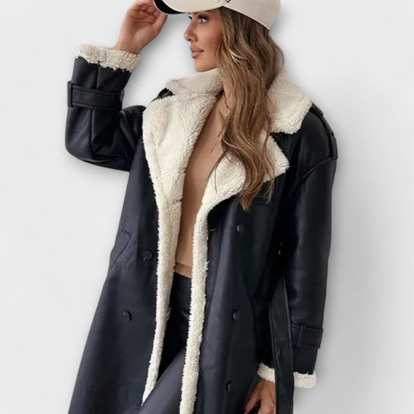 Maria – Lange Classic Jacket met Fleece Voering en Teddy Kraag