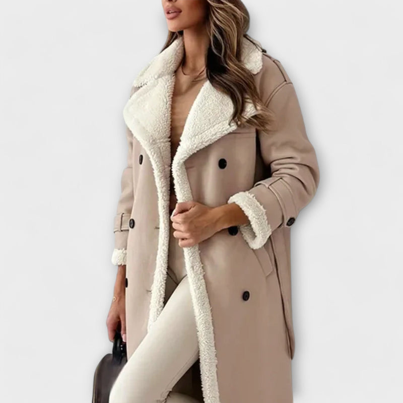 Maria – Lange Classic Jacket met Fleece Voering en Teddy Kraag