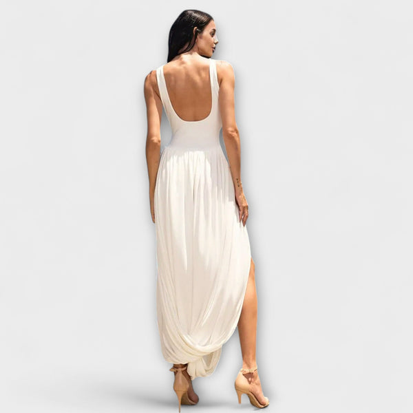 Draped Maxi Jurk met Sculpturale Rok en Zijsplit