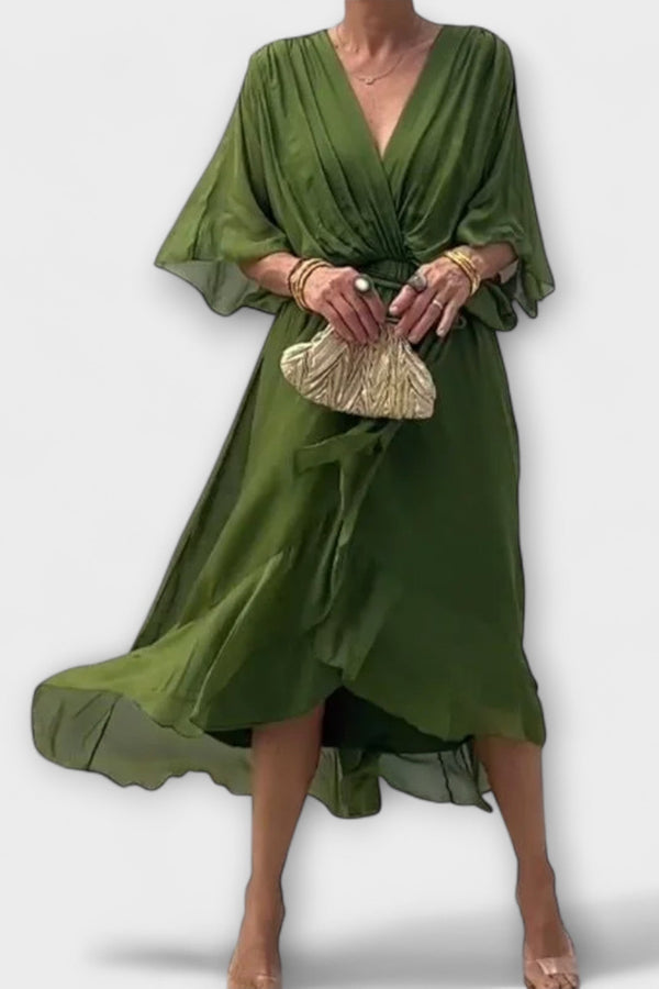 Amoura - Chiffon Jurk met V-hals