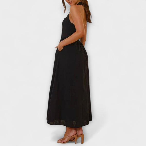 Lydia - Mid-Length Zwarte Halterjurk met Taille Detail