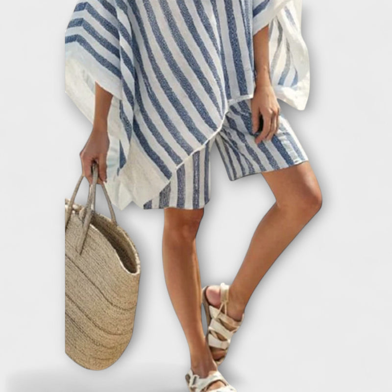 Lily - Oversized Blouse en Chique Shorts Set