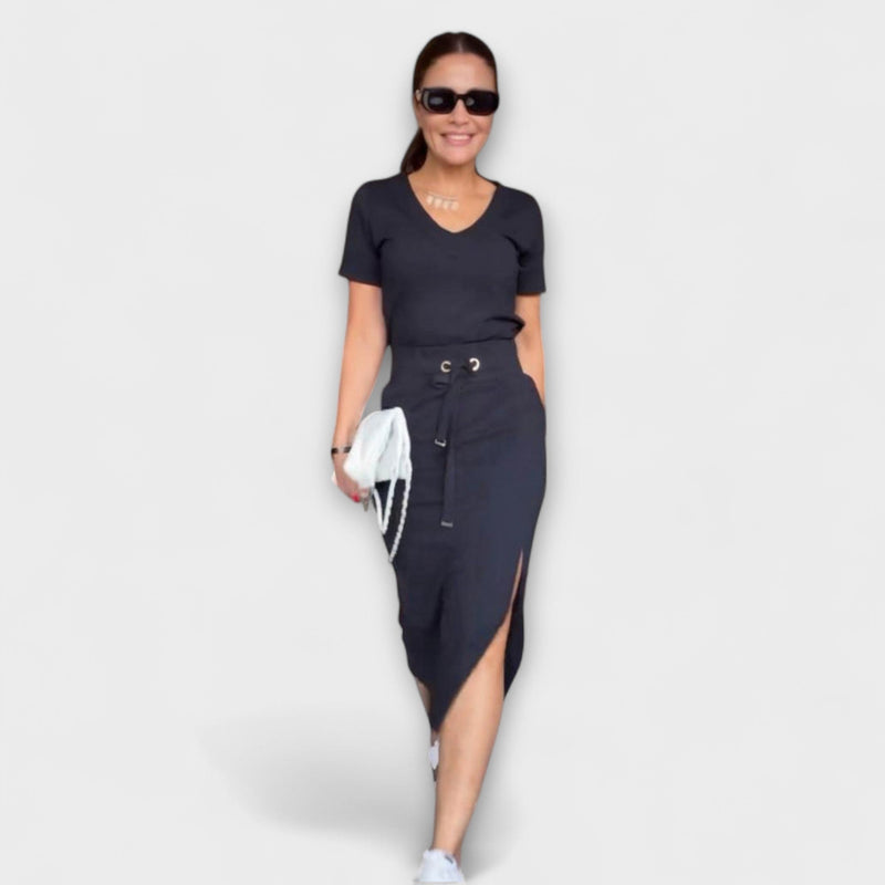 Danielle - Elegante V-hals Top met Rok